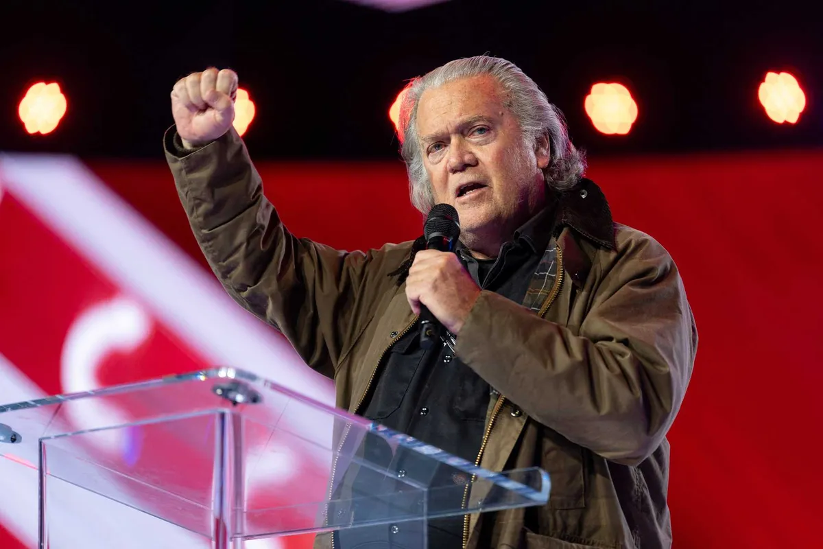 Insiders say Steve Bannon to challenge JD Vance in 2028 presidential bid: report