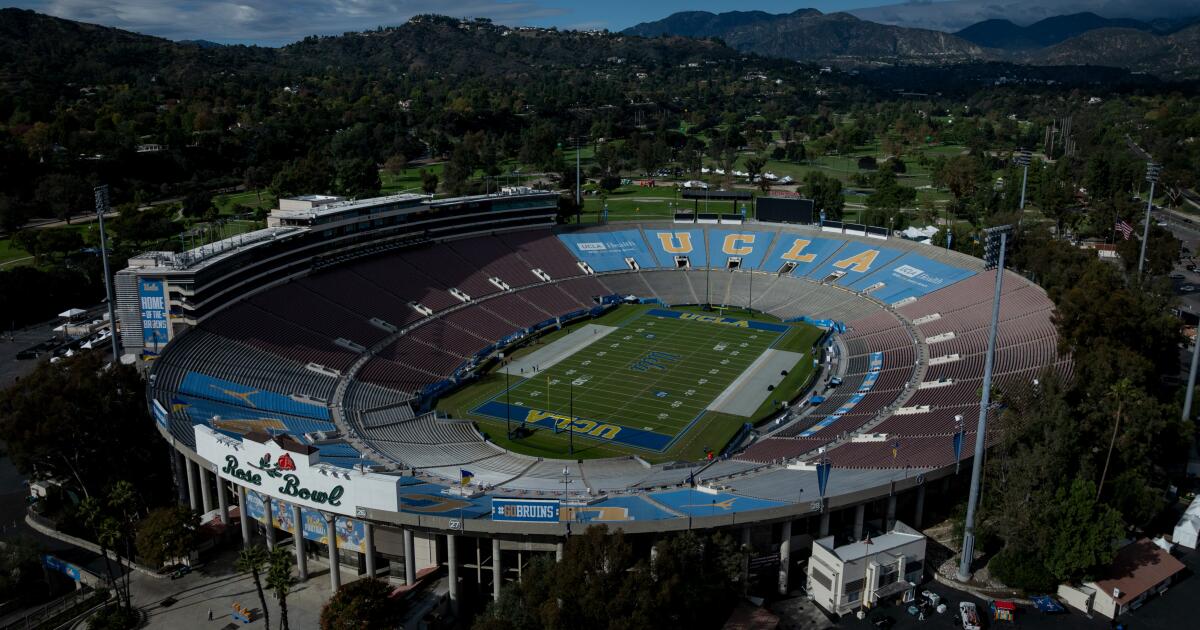 Emails reveal UCLA and SoFi Stadium discussed the Bruins leaving the Rose Bowl in 2024