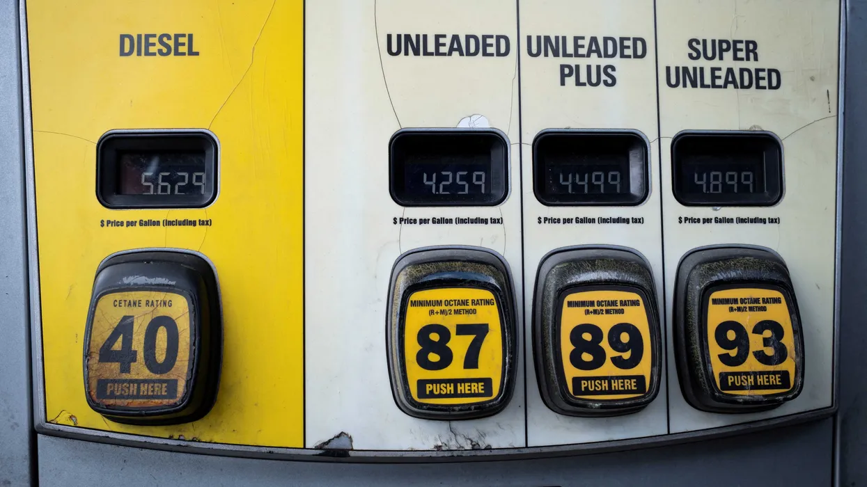 GOP facing ‘extinction-level event’ after explosive gas price forecast: strategist