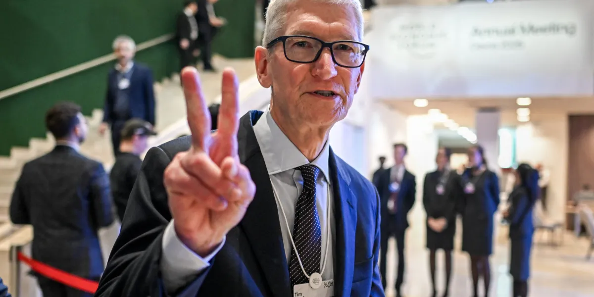Tim Cook’s exit is part of a CEO reckoning sweeping Corporate America