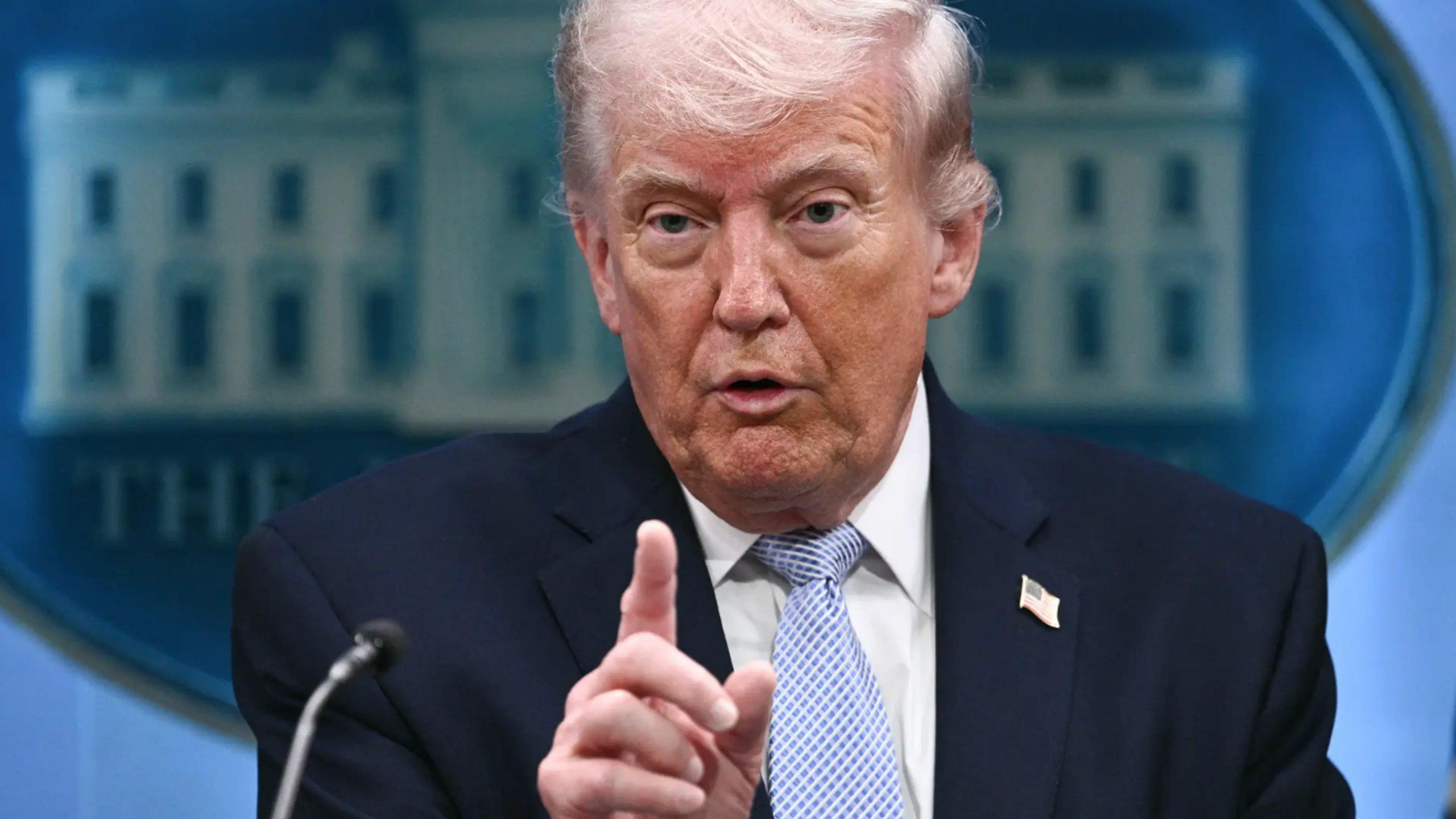 Trump Orders U.S. Navy to ‘Shoot and Kill’ Any Boat Laying Mines in Strait of Hormuz
