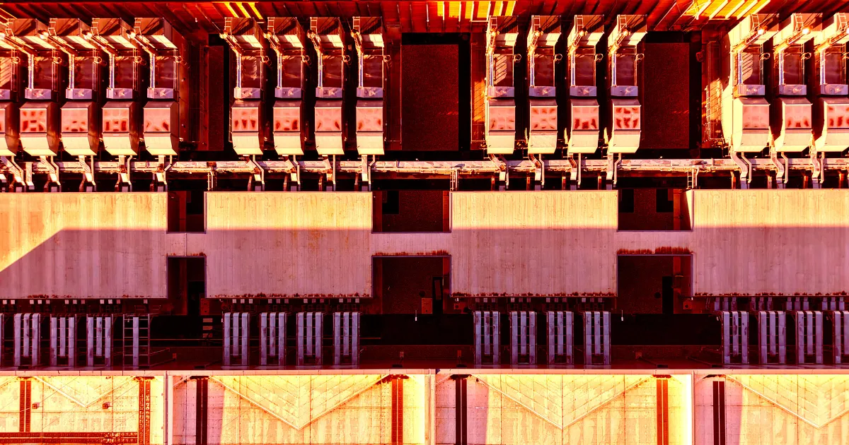 Trump’s Huge AI Data Center Project Is Falling Apart Behind the Scenes
