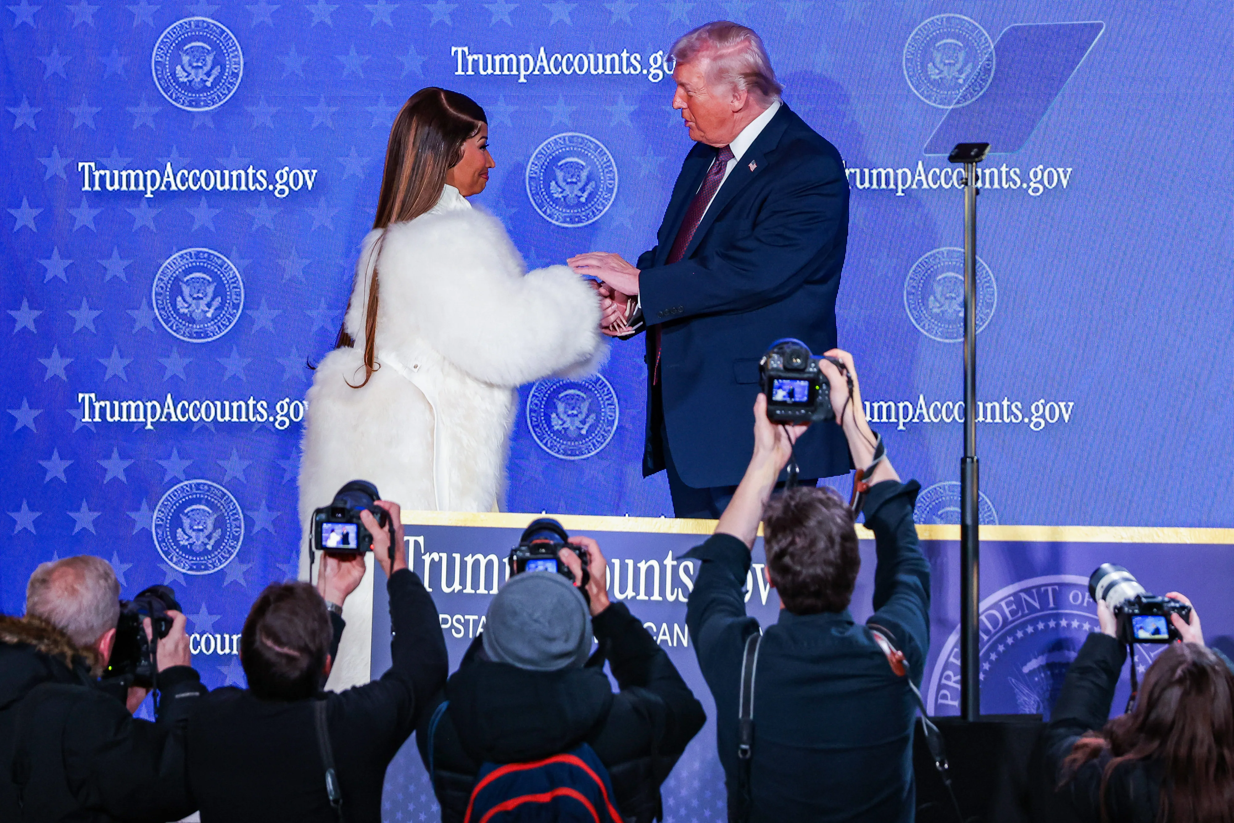 Nicki Minaj, Donald Trump.