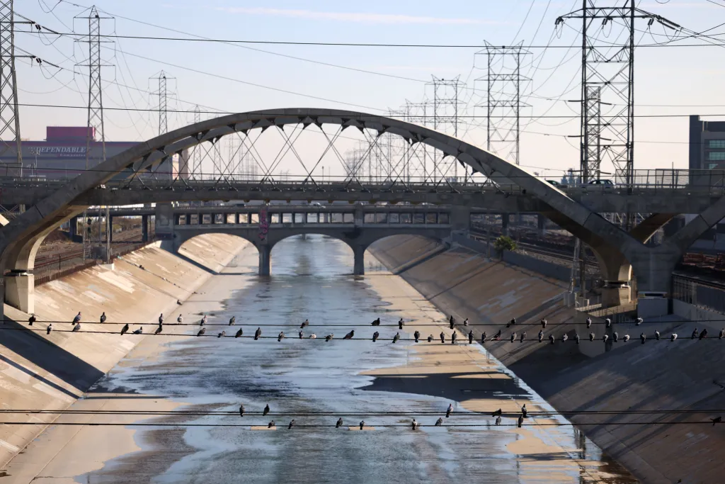 View of the 6th St "ribbon of light bridge" spanning the Los Angeles River.