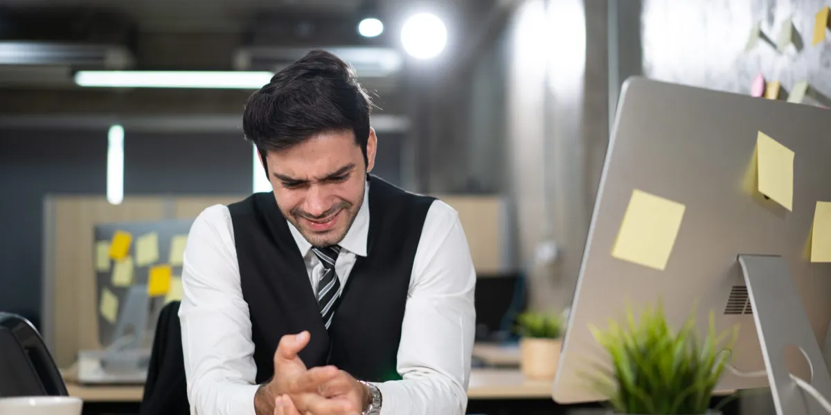 AI angst mutates into ‘FOBO’ as Fear of Becoming Obsolete takes over American workforces