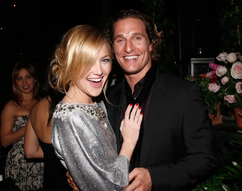 Kate Hudson and Matthew McConaughey smiling at the Dolce & Gabbana's