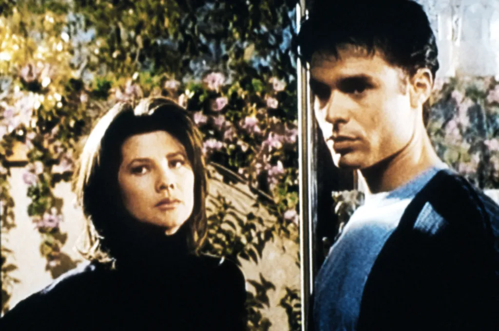 Daphne Zuniga and Patrick Muldoon in a scene from Melrose Place.