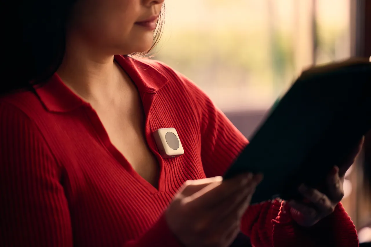 This AI Wearable From Ex-Apple Engineers Looks Like an iPod Shuffle