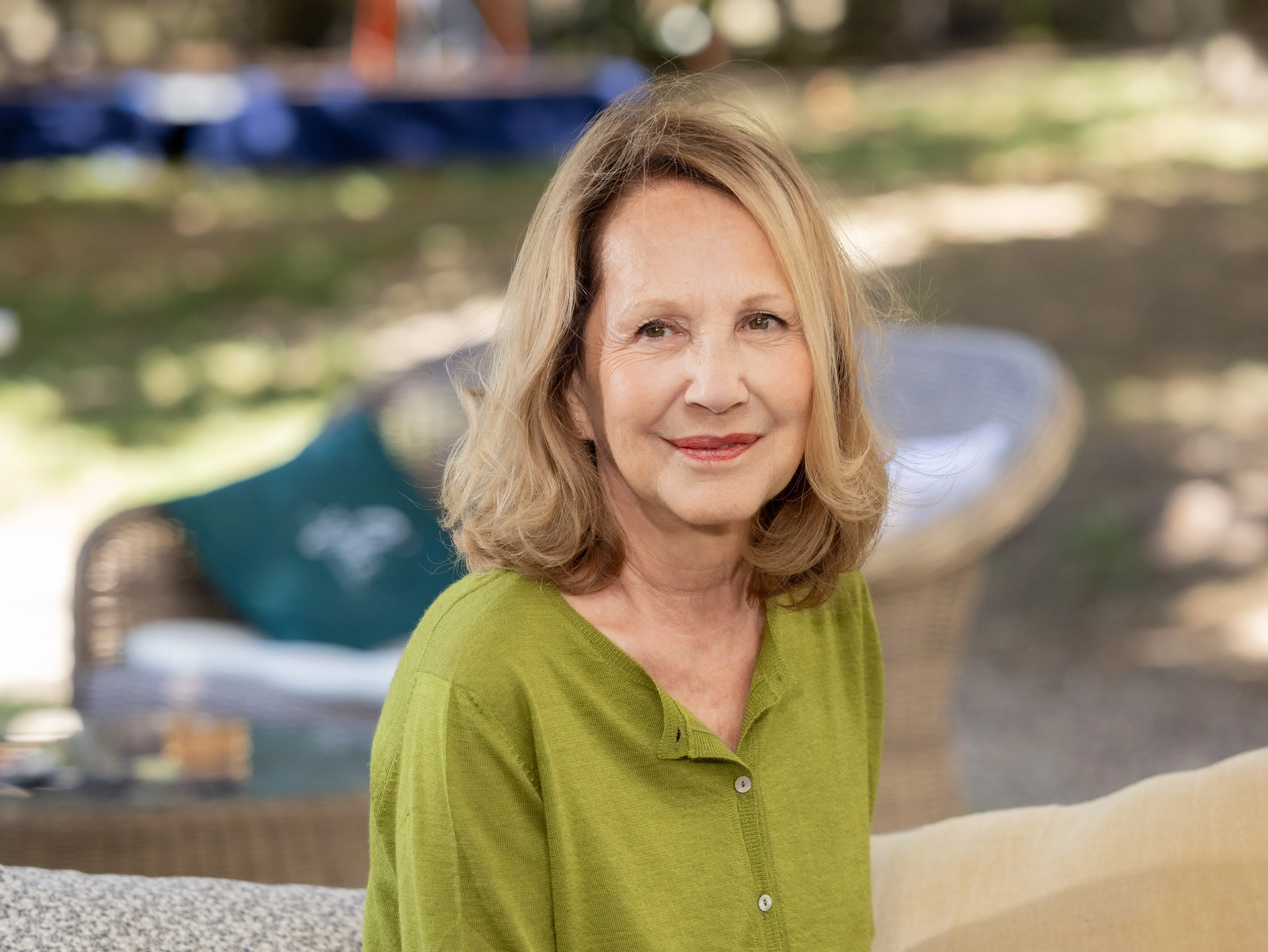 Nathalie Baye as Paula Abagnale in the film "Catch Me If You Can."