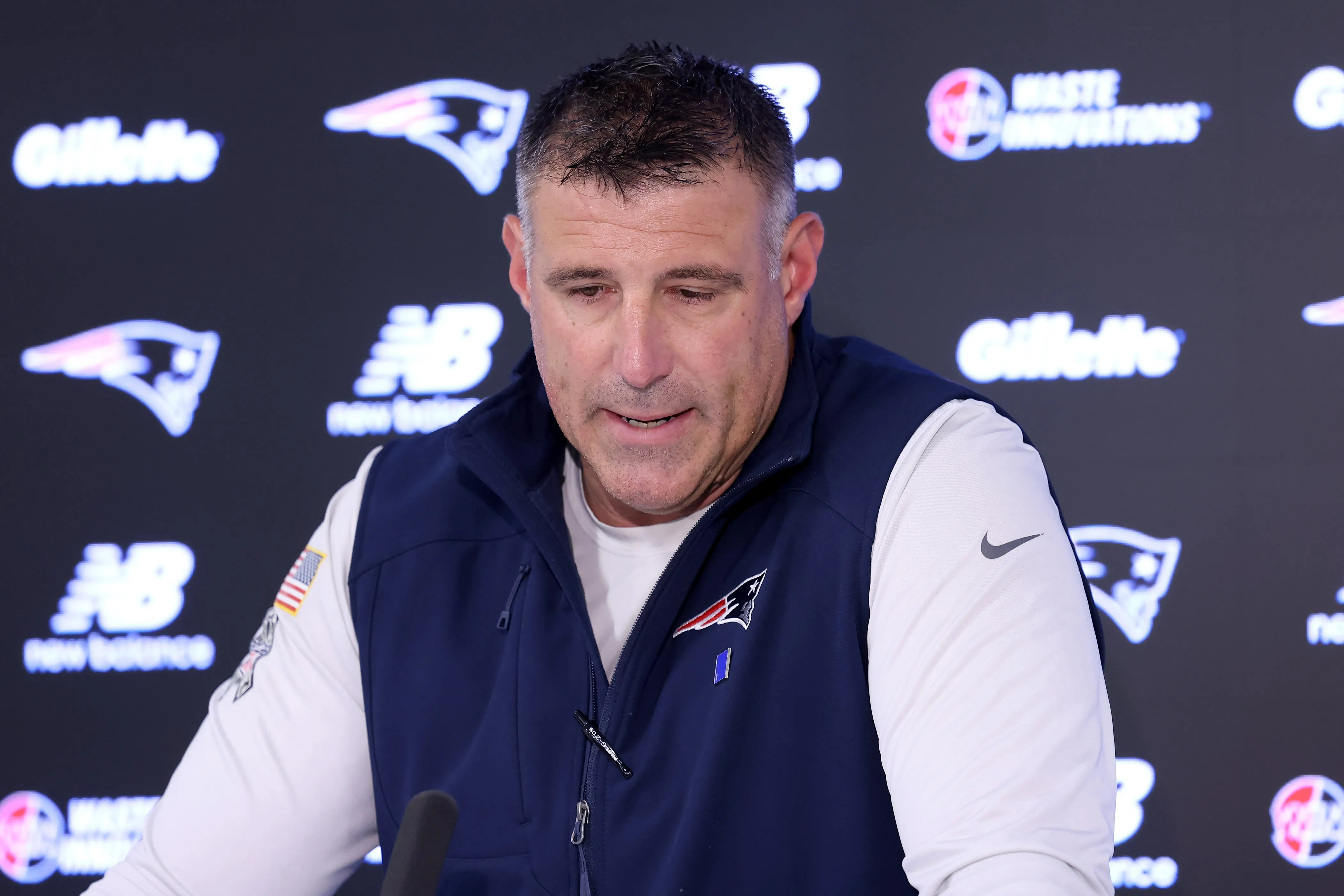 Mike Vrabel at the press conference