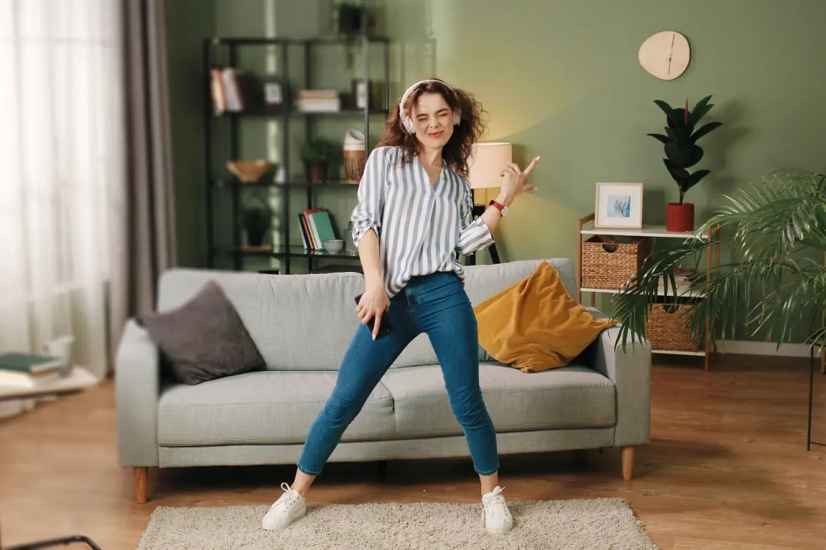 Gen Z swears listening to this 1979 hit song brings cash and good fortune — but experts say there’s nothing ‘magic’ about it