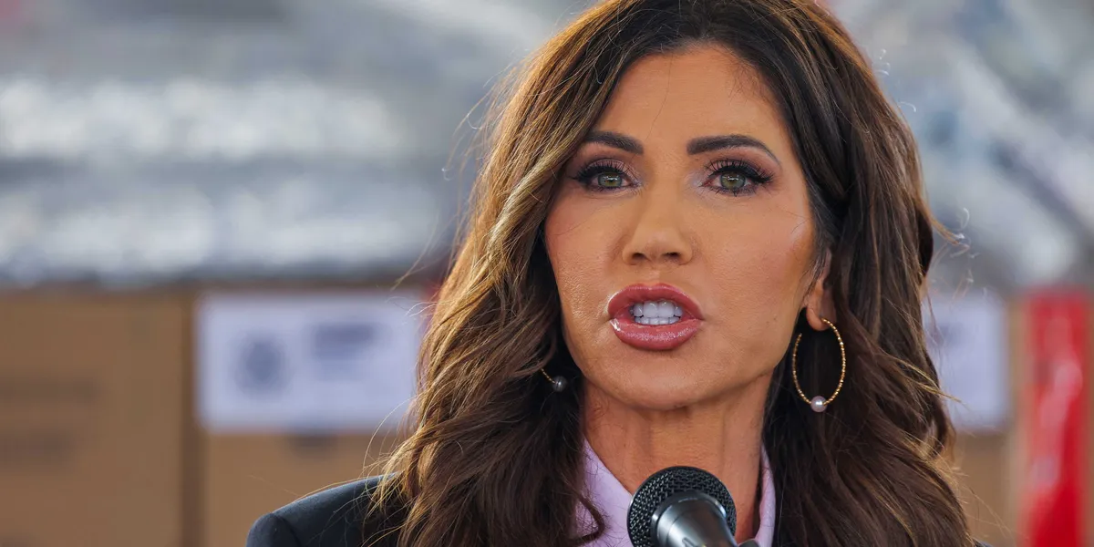 Ex-cop snubbed by ICE retaliates with sensational exposé of Kristi Noem’s agency