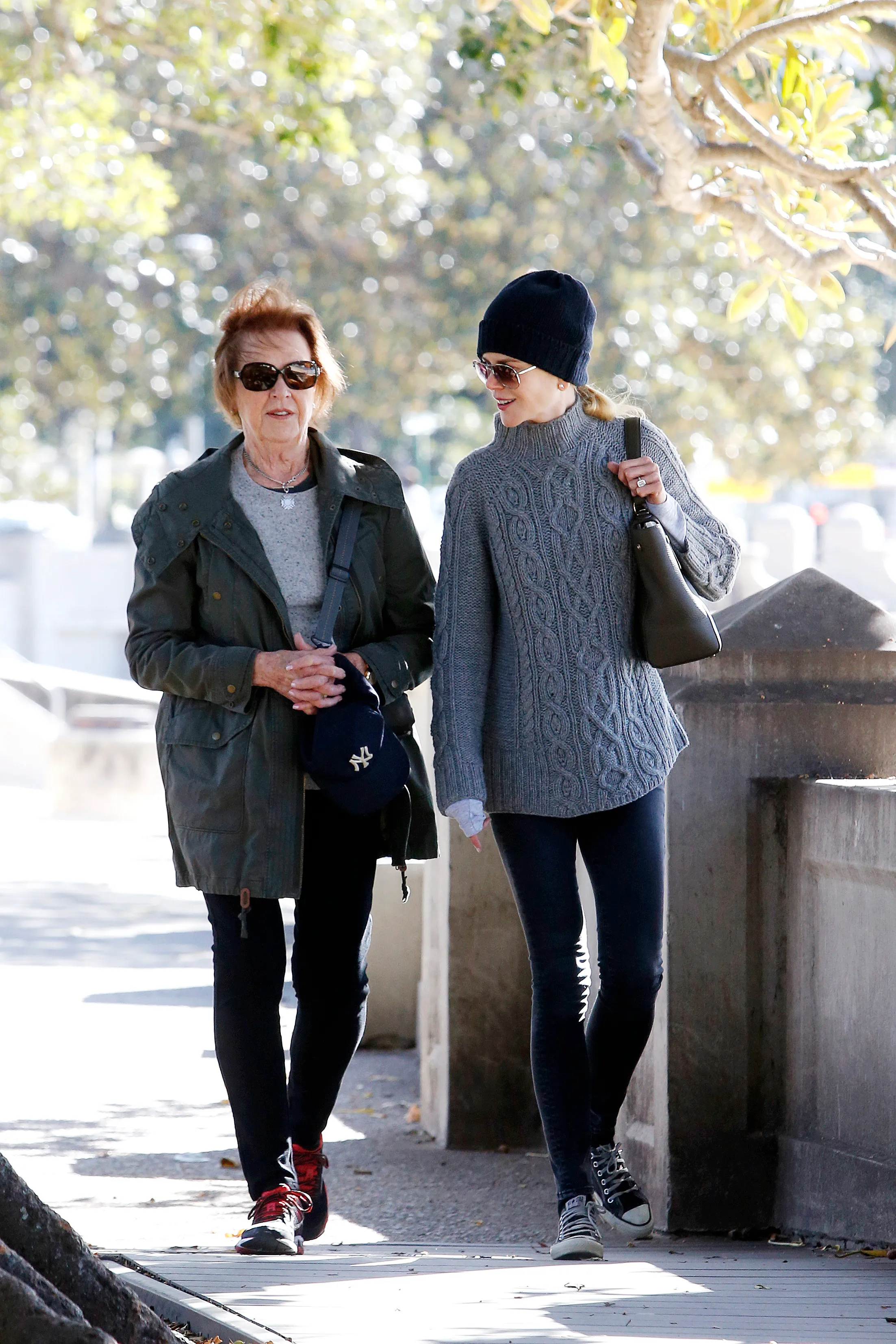 Nicole Kidman walks with her mother Janelle at Balmoral Beach.