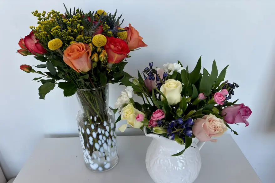 A couple of vases of flowers from UrbanStems, reviewed by Miska Salemann.