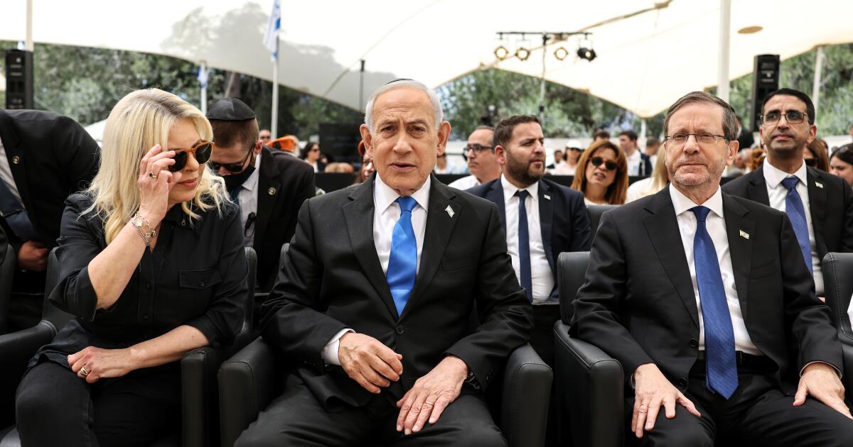 Israel’s president invites Netanyahu, prosecutors to settle corruption case against prime minister