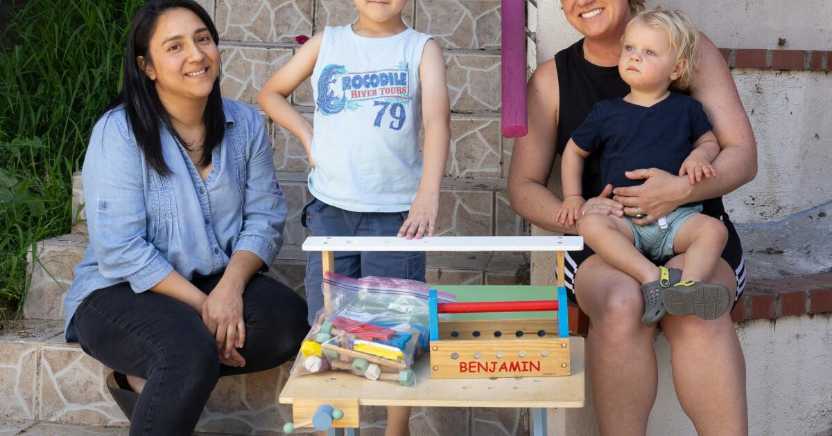 What are Angelenos giving away in one Buy Nothing group? All this treasured stuff