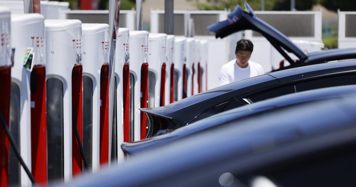 US charging networks race to keep up as gas prices boost EVs