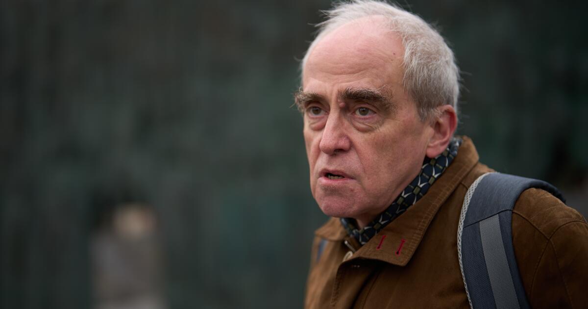 Russian court criminalizes the activities of the Nobel Prize-winning rights group Memorial