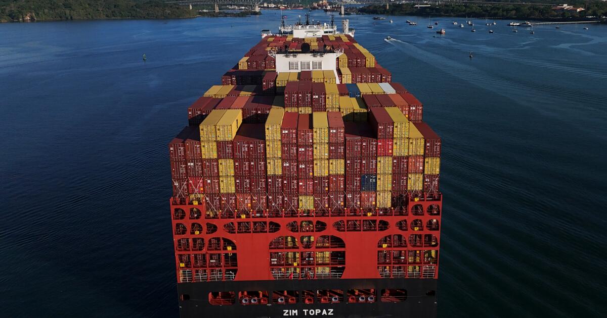 Businesses dole out up to $4 million to cross Panama Canal during Strait of Hormuz chokehold