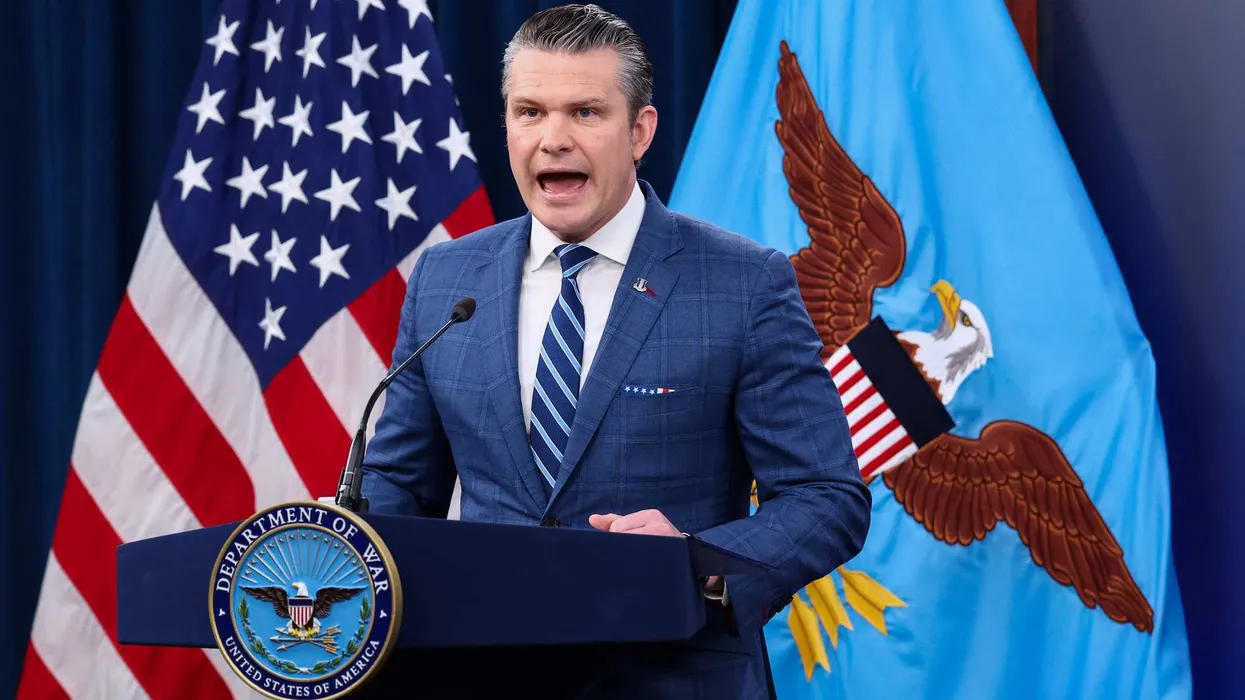 Military lawyers allegedly ready to revolt over Hegseth’s target list