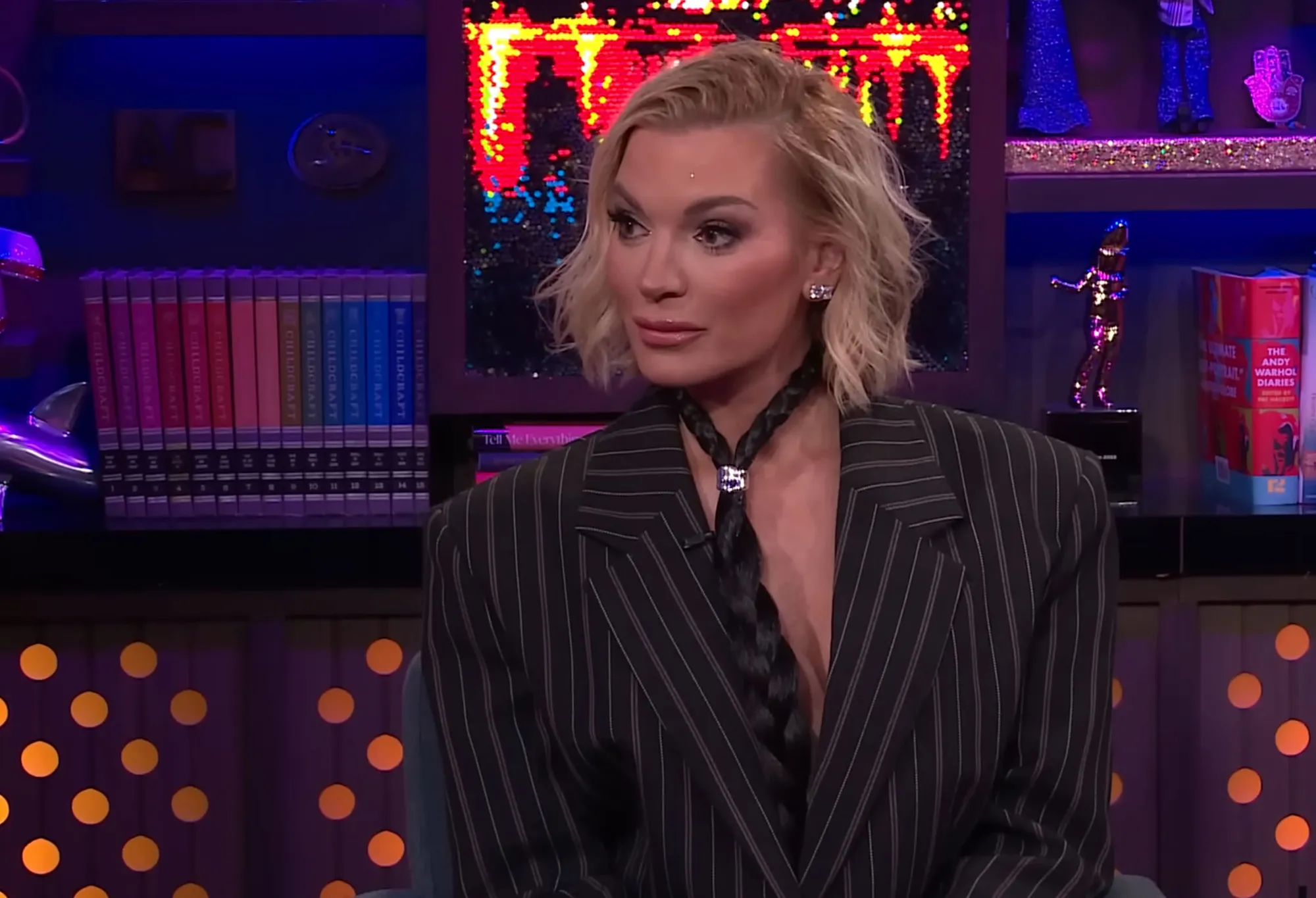 Lindsay Hubbard wearing a pinstriped blazer and a braided necklace.