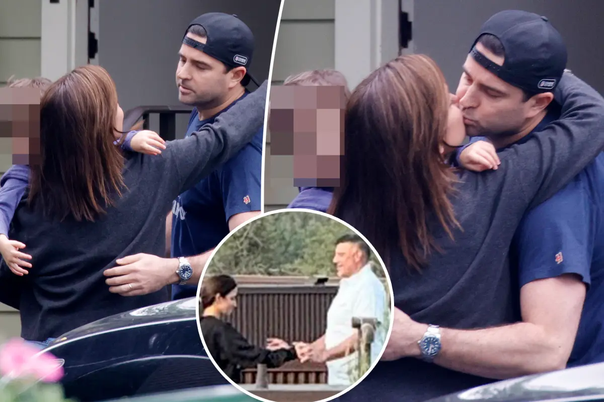 Dianna Russini kisses husband on Mother’s Day as pair is seen for first time since Mike Vrabel scandal