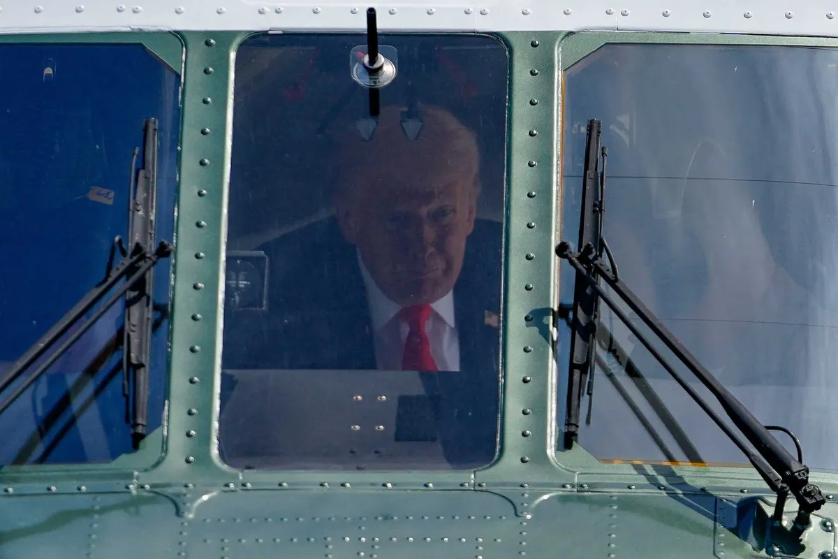 ‘Trump is on a tear’: Onlookers say president is ‘fritzing out’ as he re-shares old praise
