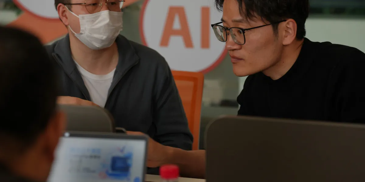 Americans are busy getting angry and throwing a fit about AI while the Chinese use it to book travel, order food and hail rides