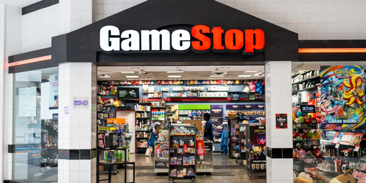 Why GameStop’s bid for eBay echoes one of the worst business deals of all time
