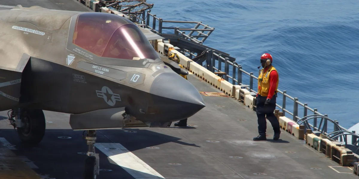 Markets sell off as U.S.-Iran ceasefire plans go nowhere, leaving Trump with military options to reopen the Strait of Hormuz