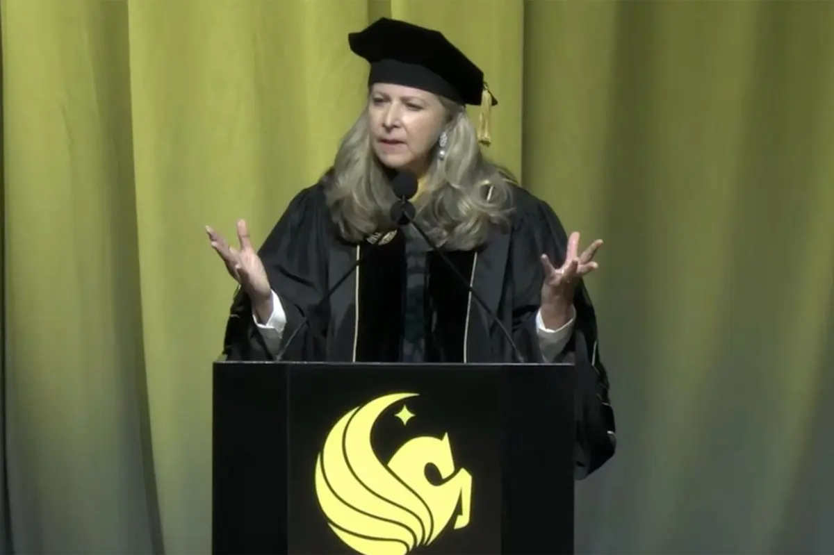 UCF commencement speaker met with boos over pro-AI remarks during ceremony: ‘Struck a chord’