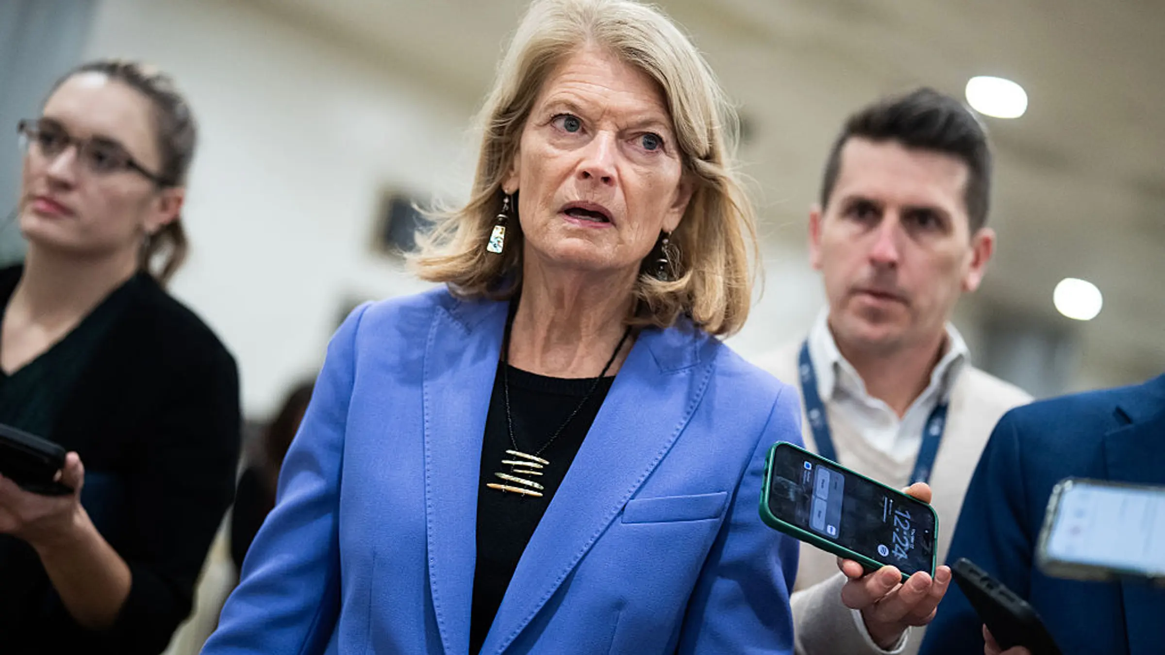 3 Republicans Join Democrats in Closest Senate Vote Yet to Halt Iran War