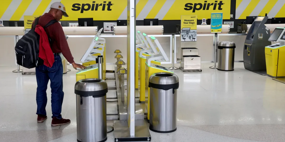 Spirit Airlines apologizes to all the Americans who can’t afford any summer vacation flights as it shuts down