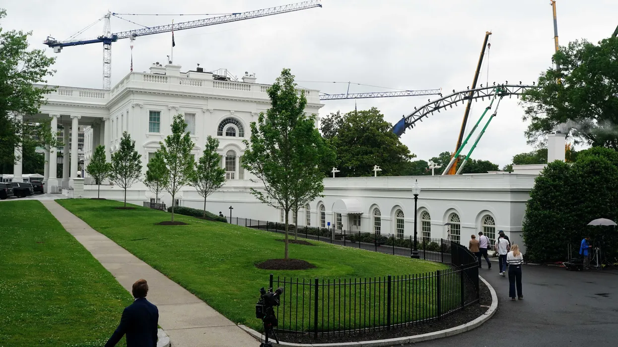 ‘Pray for rain’: Internet skewers White House UFC design
