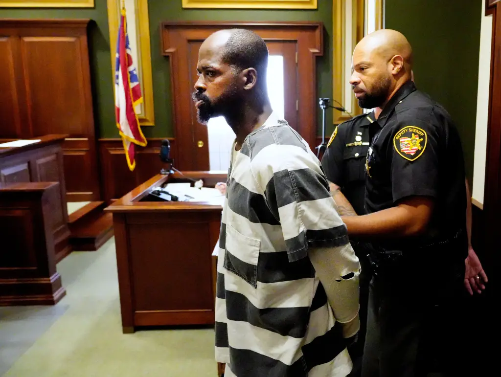Montianez Merriweather enters Hamilton County Common Pleas Courtroom for his arraignment on Aug. 14, 2025.
