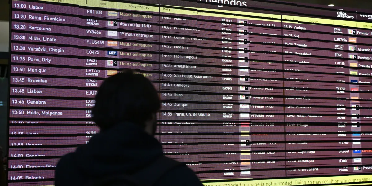 Europe’s jet fuel supplies should fall below the key 23-day shortage threshold in June, so plan your travel accordingly