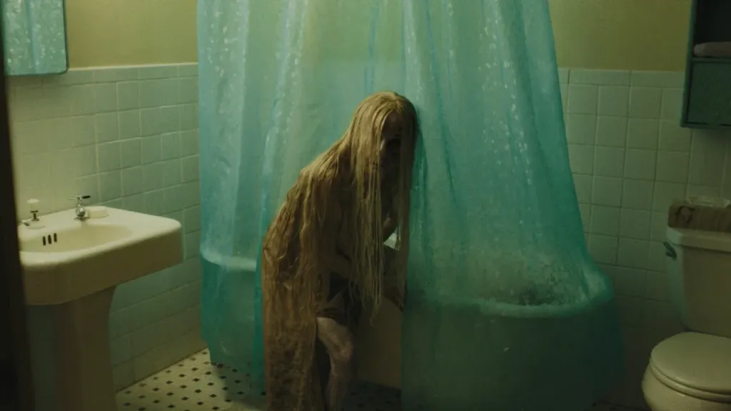 Carryl Lynn as the Sea Hag in