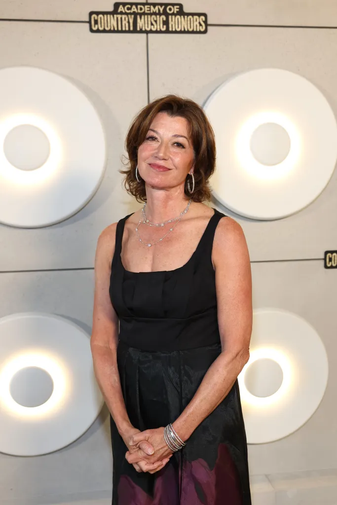 Amy Grant attends the 18th Academy Of Country Music Honors.