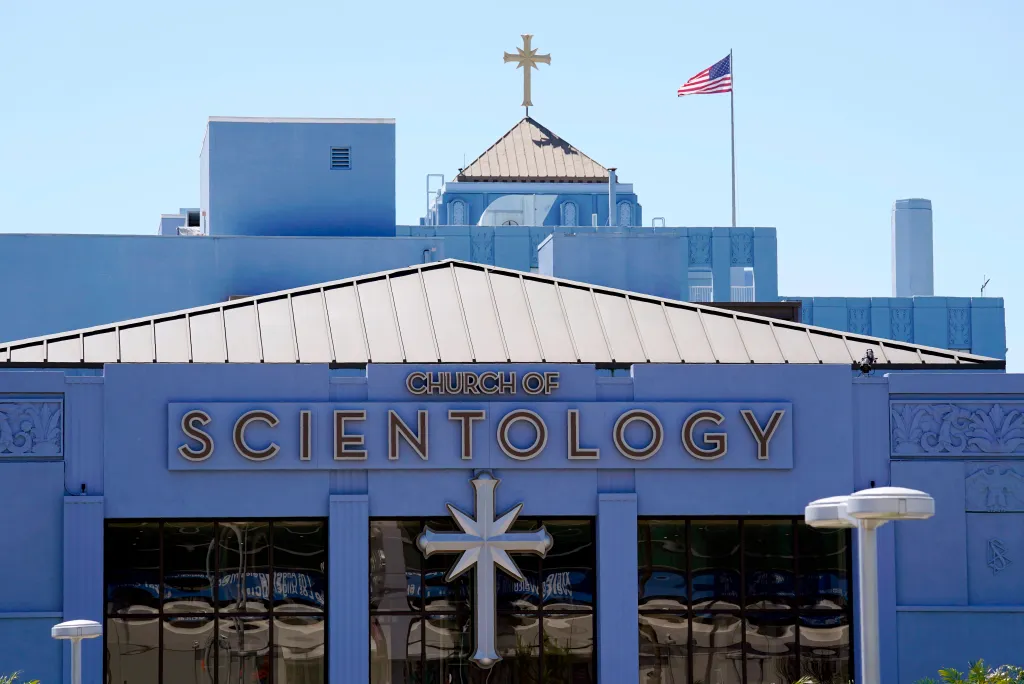 The Church of Scientology has since removed all external door handles on its Hollywood Boulevard properties.