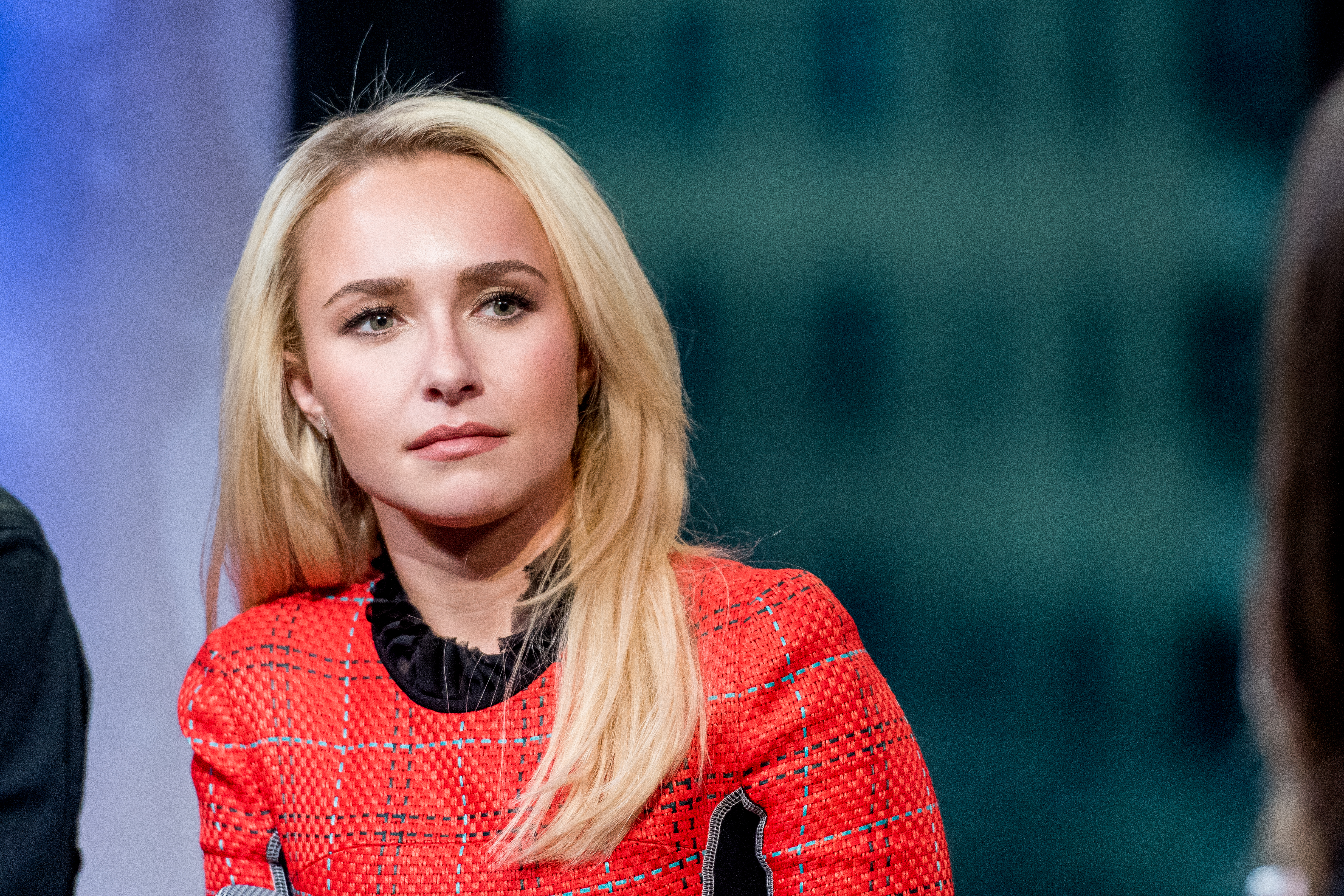 Hayden Panettiere discussing "Nashville".