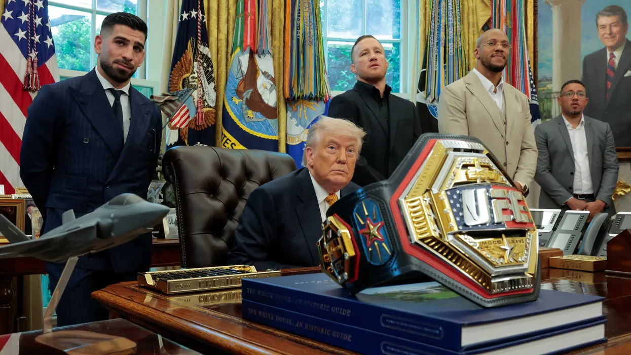 Republicans desperate for White House UFC tickets as Trump curates crowd for $1M pledges