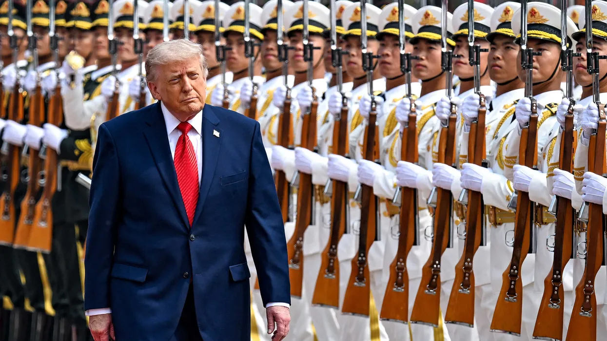 Tense standoff breaks out during Trump’s China visit as Secret Service refuses to disarm