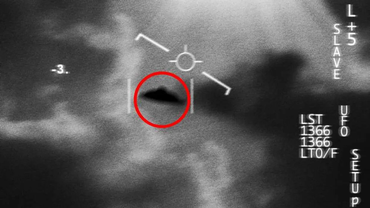 Trump’s strange picture prompts speculations of more UFO revelations