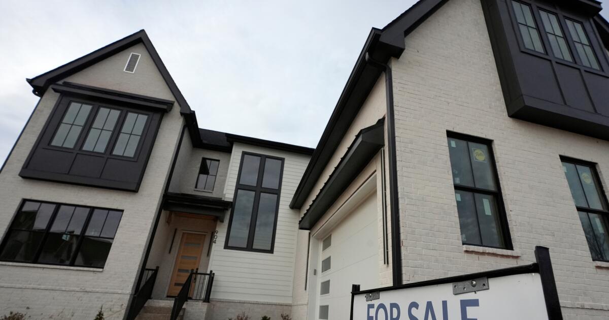 Home sales flat in April as lackluster spring homebuying season lurches forward