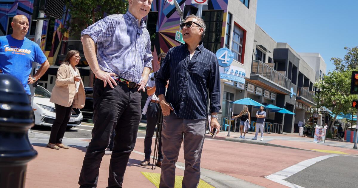 Tom Steyer courts Latinos in Santa Ana. A young voter wonders if it’s just a show