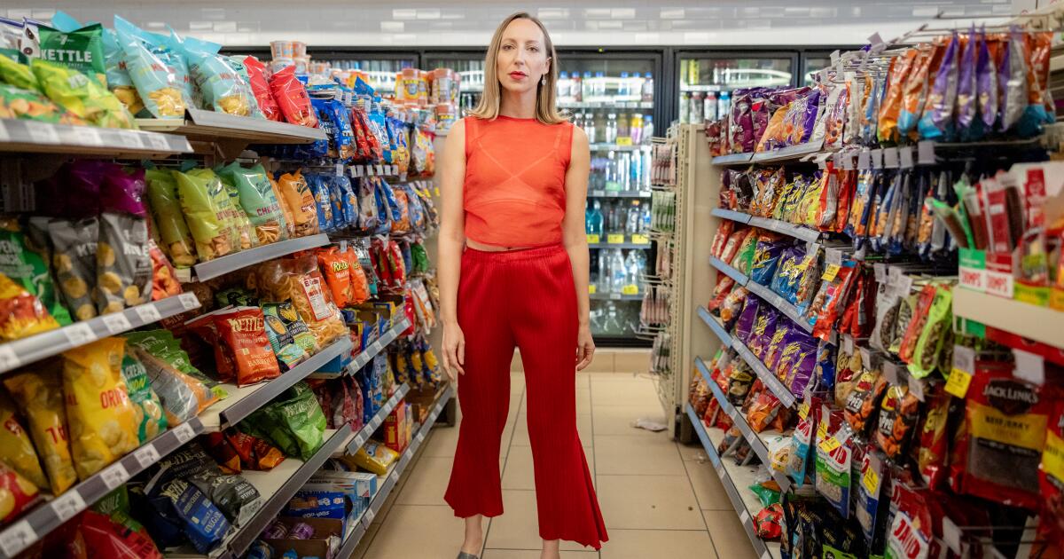 Why the star of ‘PEN15’ had to stop talking to her father to finally hear herself