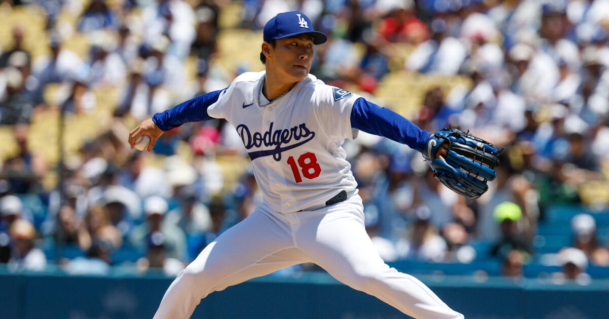 Yoshinobu Yamamoto helps Dodgers deliver a birthday win for Dave Roberts