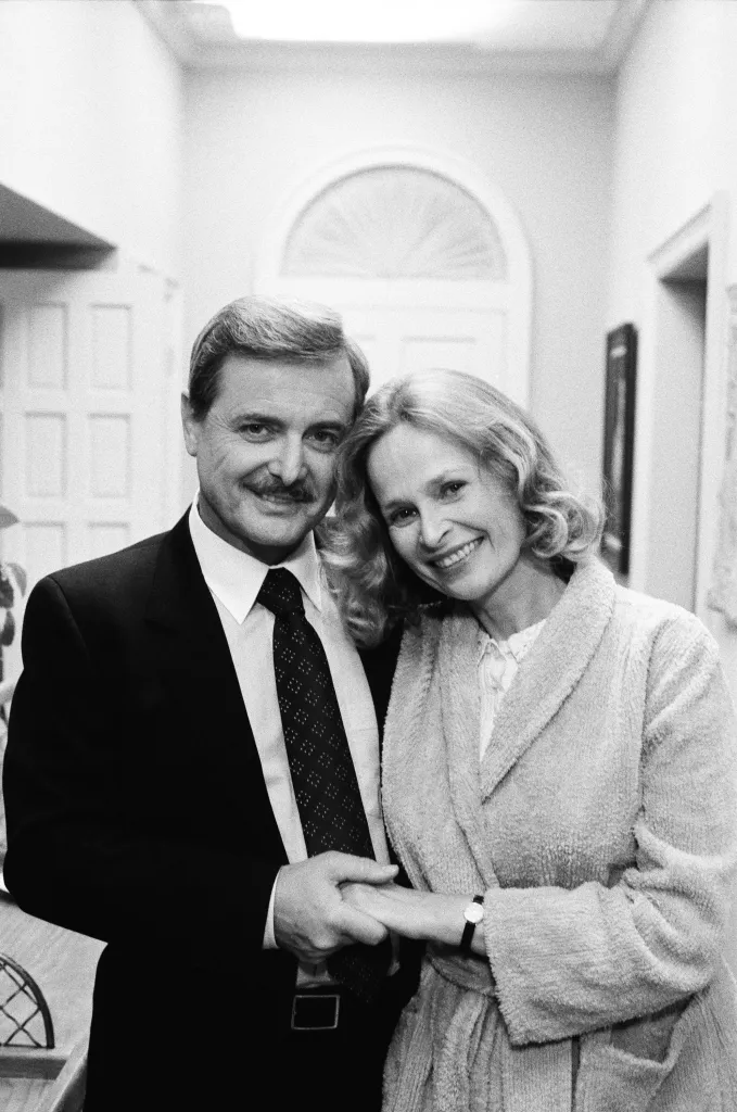 William Daniels as Dr. Mark Craig and Bonnie Bartlett as Ellen Craig, a couple holding hands and smiling.