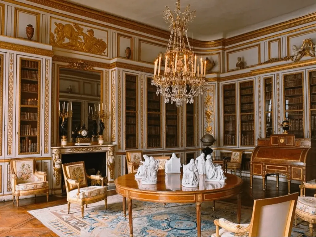 four elevators, an indoor pool and sweeping views of London's Hyde Park