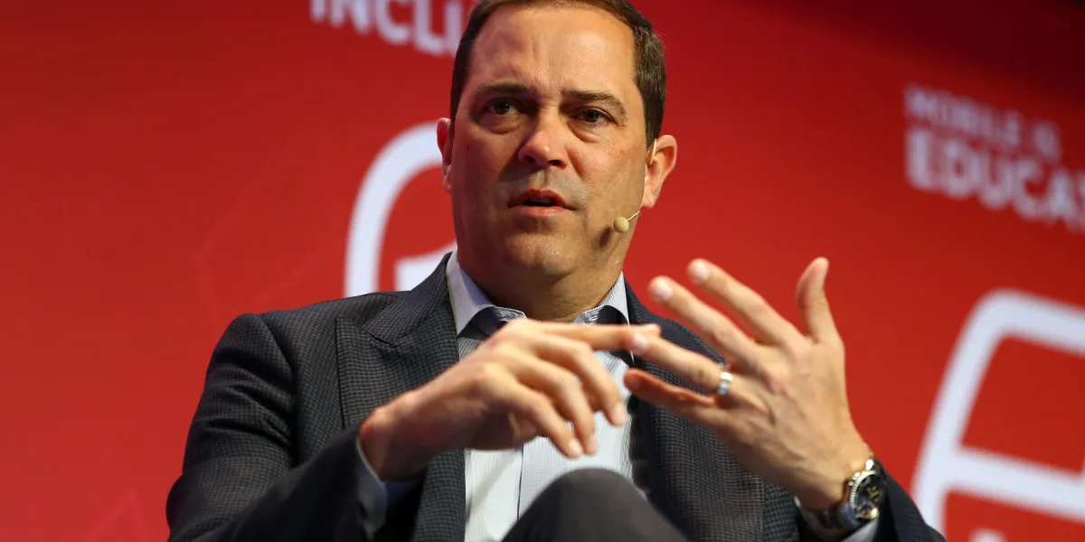 Cisco CEO says he’s the fastest messenger on his team—and hires people with the same urgency and ‘desire to move’